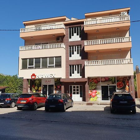 Apartment Faraon Free Private Parking Mostar Exteriör bild
