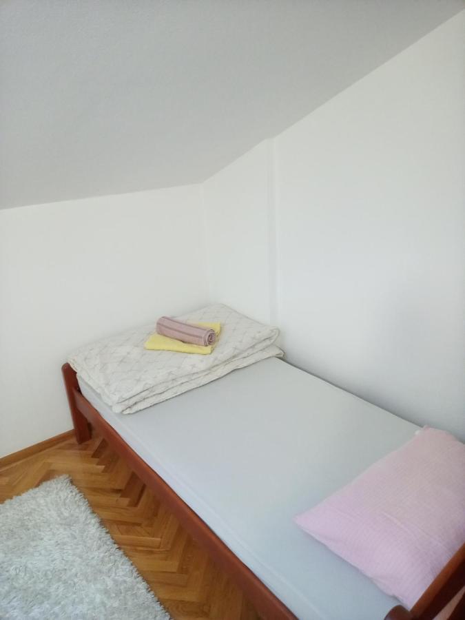 Apartment Faraon Free Private Parking Mostar Exteriör bild