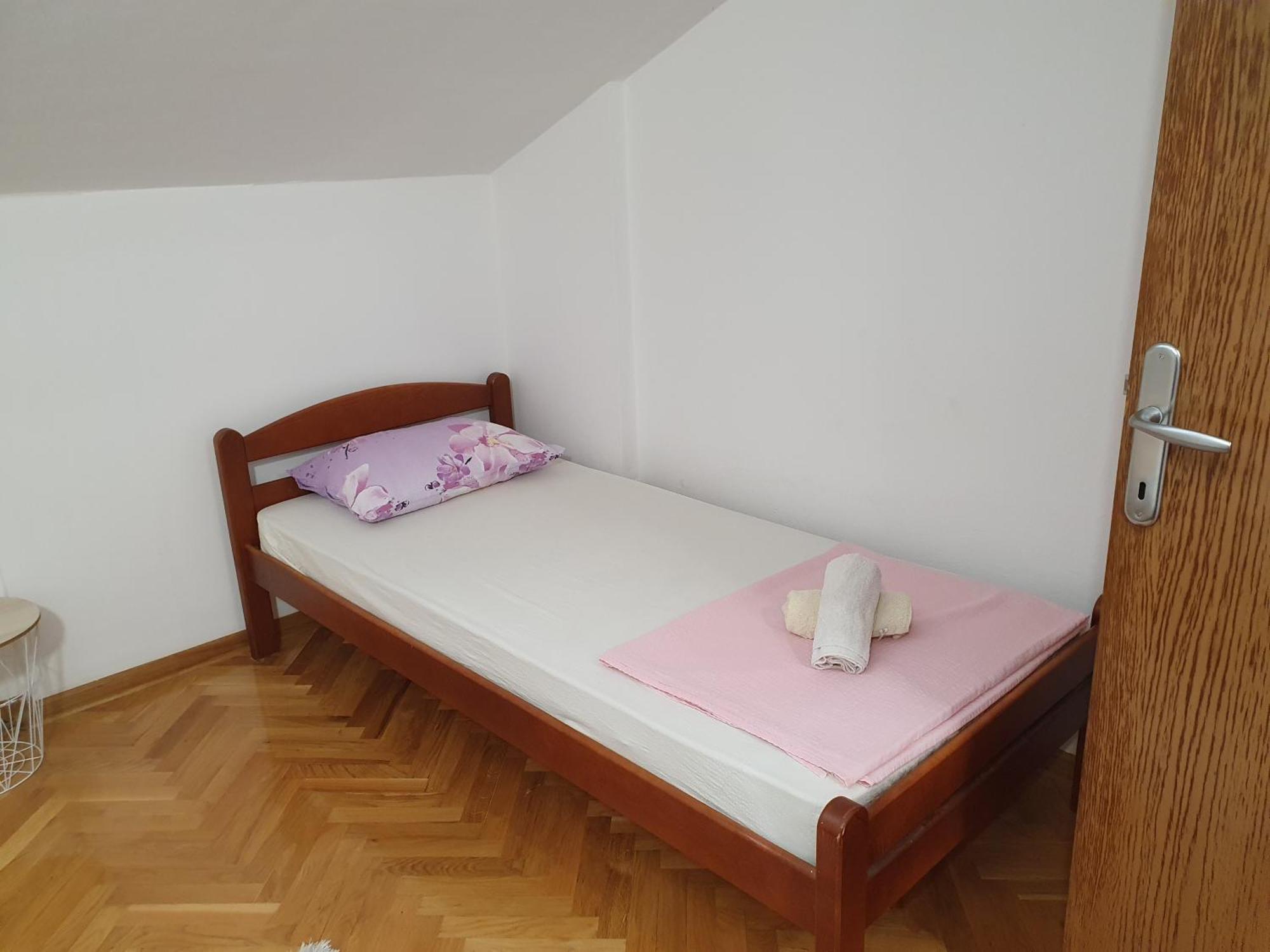 Apartment Faraon Free Private Parking Mostar Exteriör bild